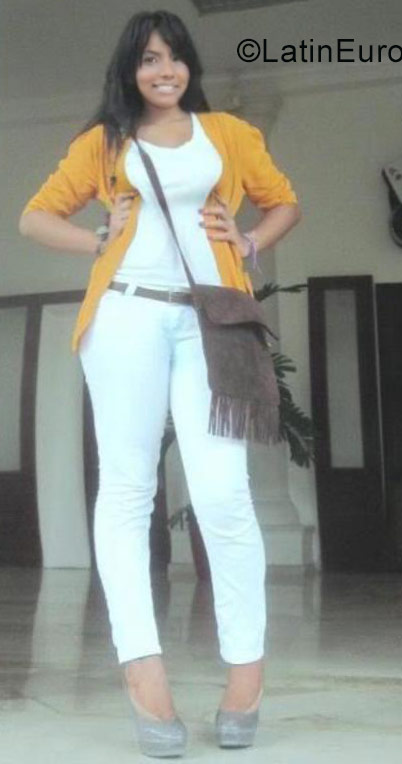 Date this cute Dominican Republic girl Emi from Puerto Plata DO28059
