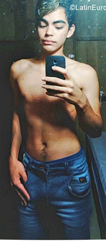 Date this georgeous Brazil man Apolo from Manaus BR9973