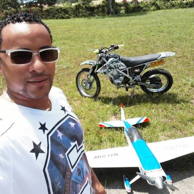 Date this fun Colombia man Jonathan aspril from El Bagre CO21116