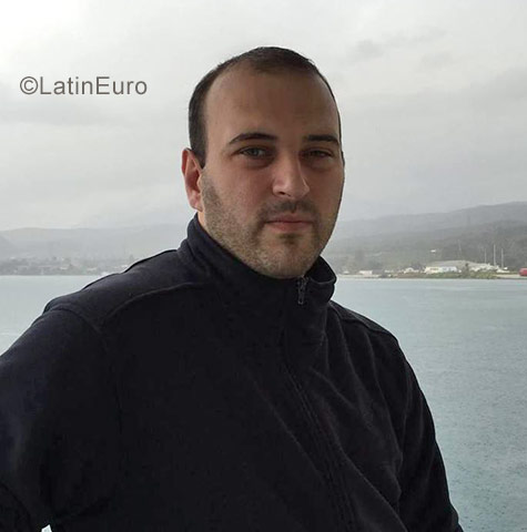 Date this sultry Brazil man Erkan from Salvador BR10030