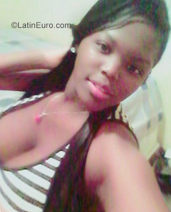 Date this beautiful Dominican Republic girl Berenise from San Cristobal DO28664
