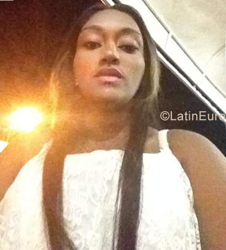 Date this exotic Dominican Republic girl Yordania from Santo Domingo DO28667