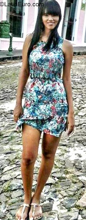 Date this charming Brazil girl Linne from Jundiai BR10069