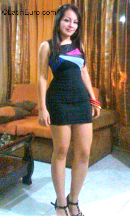 Date this stunning Spain girl Sandra from Madrid ES374