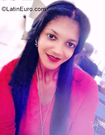 Date this voluptuous Dominican Republic girl Odedi from Puerto Plata DO29117