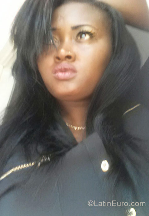 Date this good-looking Jamaica girl Caribbeandeligh from Montego Bay JM2459