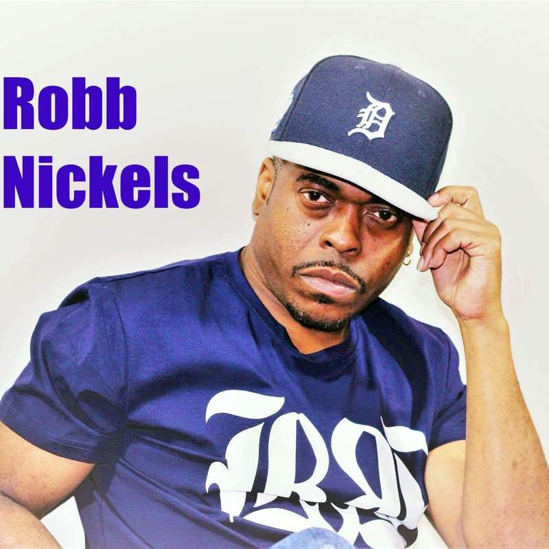 Date this voluptuous United States man Robert from Clinton Twp US18266