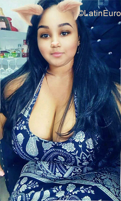 Date this attractive Dominican Republic girl Naze from Santo Domingo DO29268