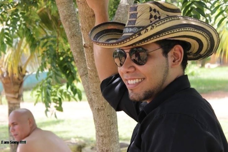 Date this happy Colombia man ALBERTO from Bogota CO21881