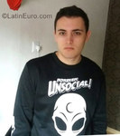 young Brazil man Lucas from Ponta Grossa BR10125