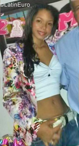 Date this cute Colombia girl Jennifer from Cali CO21949