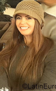 Date this beautiful Colombia girl Patricia from Bogota CO21982