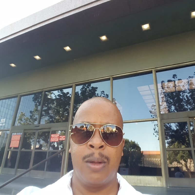 Date this hot United States man Damatri from Los Angeles US18341