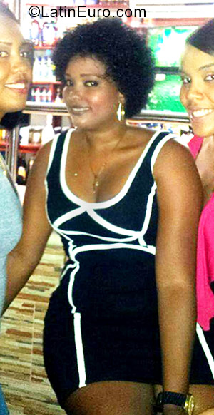 Date this tall Dominican Republic girl Ruth from Santiago DO29607