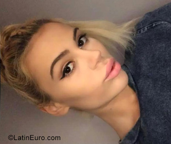 Date this sensual Dominican Republic girl La nena from Santo Domingo DO29684