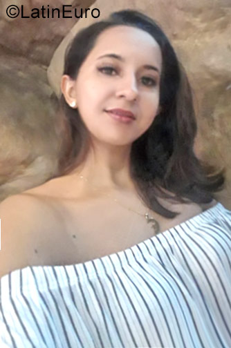 Date this hot Colombia girl Diana from Bogota CO22057