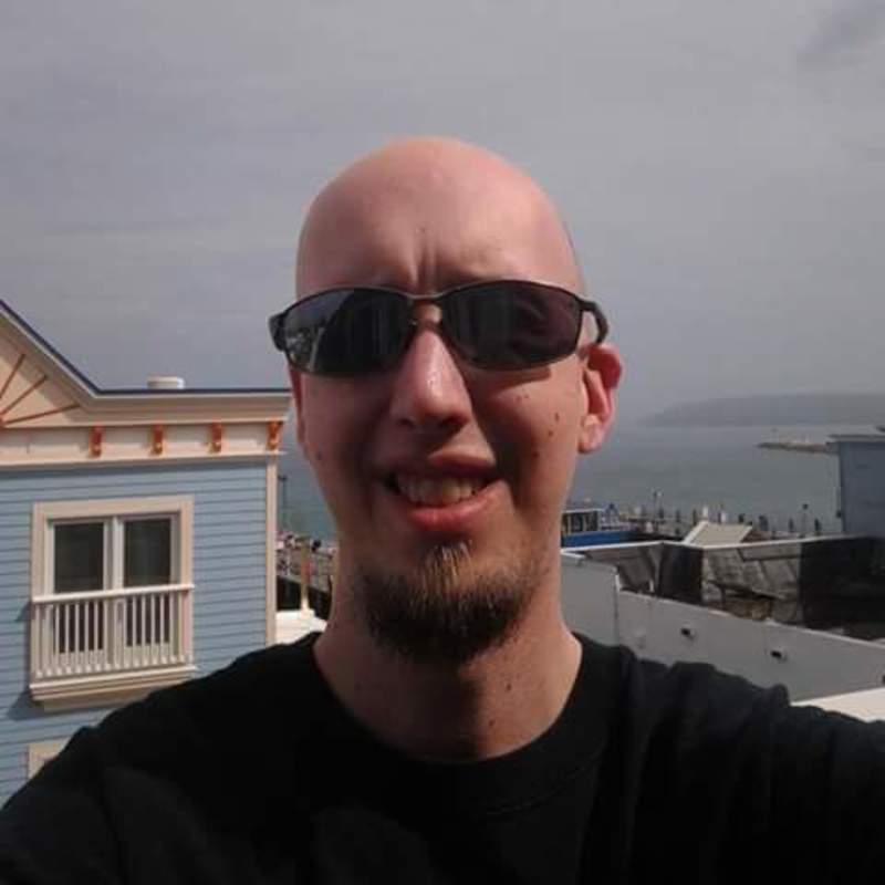 Date this funny United States man Eric from Brooklyn UM58