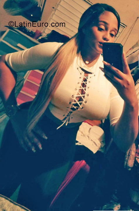 Date this funny Dominican Republic girl Lizabeth from Puerto Plata DO29945