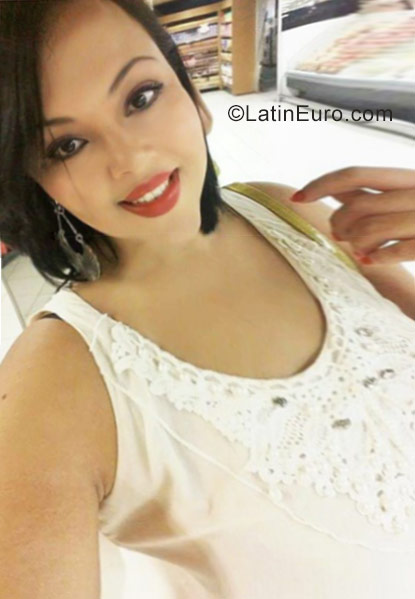 Date this hot Brazil girl Amanda from Belo Horizonte BR10216