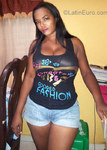 attractive Dominican Republic girl Santa from Santo Domingo DO30009