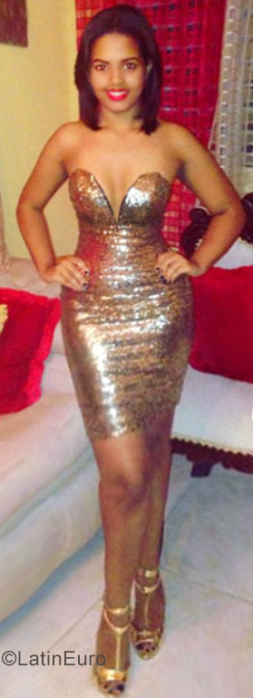 Date this exotic Dominican Republic girl Jennifer from Santo Domingo DO30011