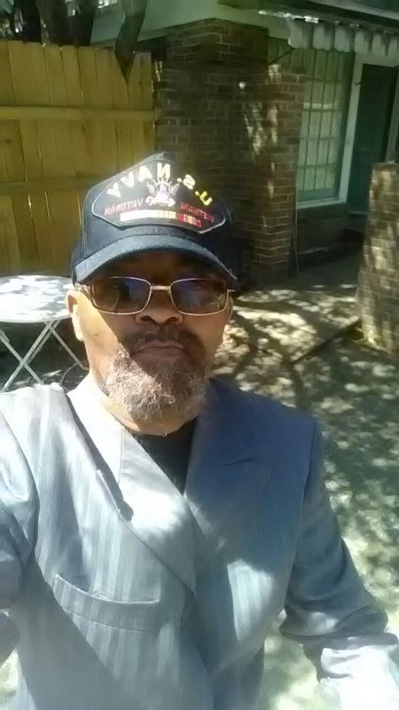 Date this hard body United States man Gforu from Memphis US18580