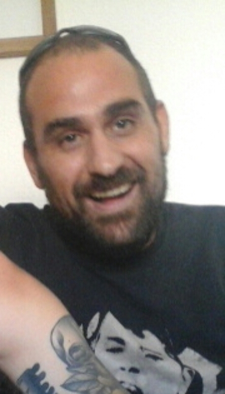 Date this nice looking Spain man Ars from Cornell ES390