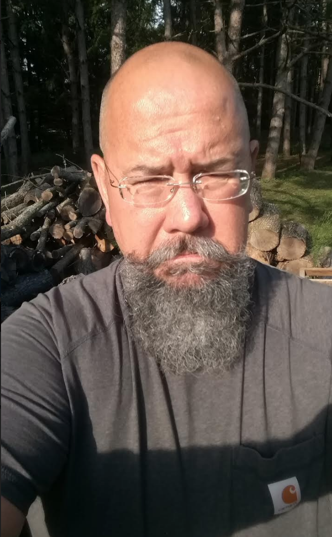 Date this georgeous United States man Newgranada from Milwaukee US18584