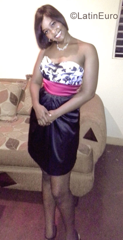 Date this beautiful Dominican Republic girl Sorai from Santo Domingo DO30097