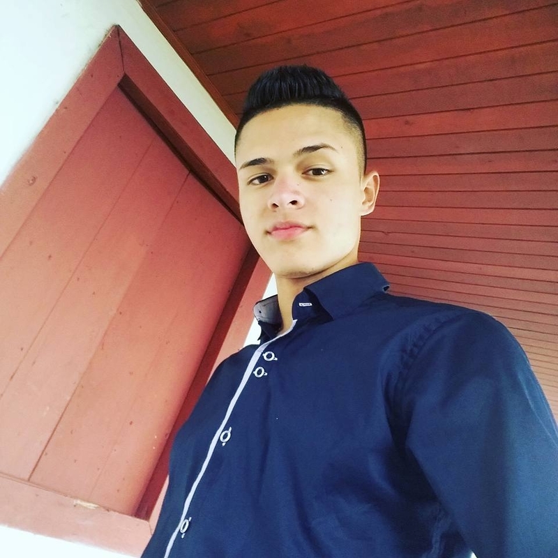 Date this young Colombia man Daniel from Bogota CO22226