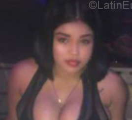 Date this pretty Dominican Republic girl Maria from Santo Domingo DO30271