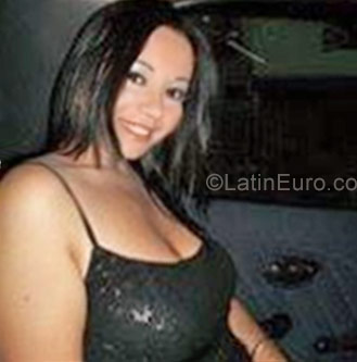 Date this voluptuous Venezuela girl Katherin from San Cristobal VE944