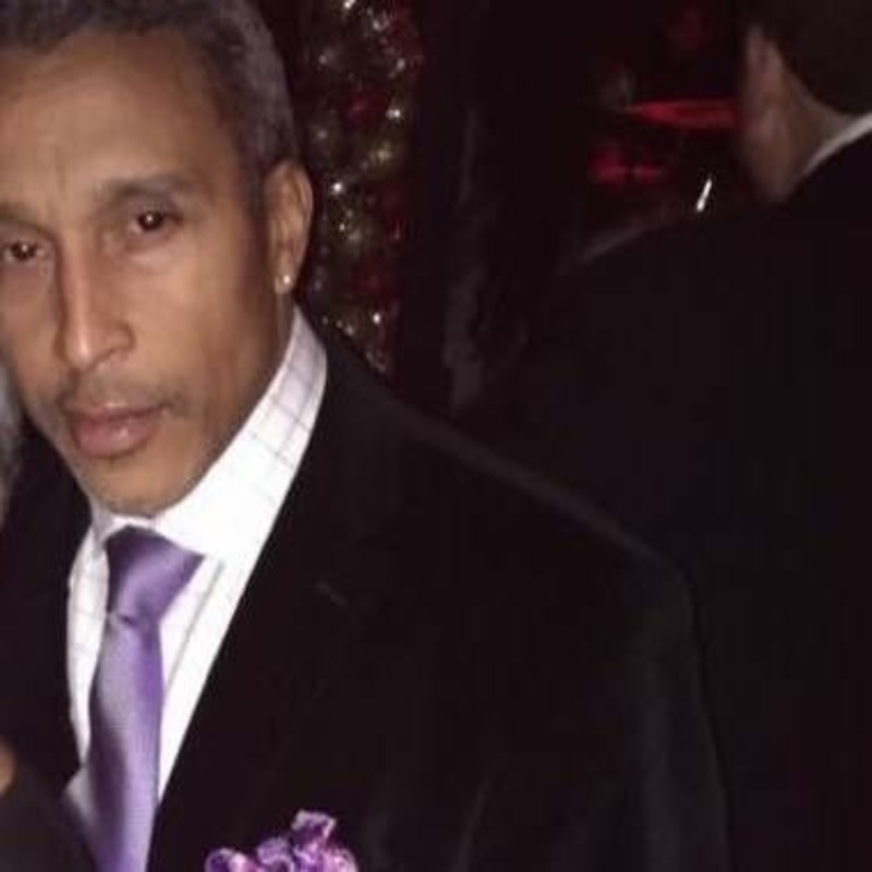 Date this charming United States man St.jerome from Chicago US18700