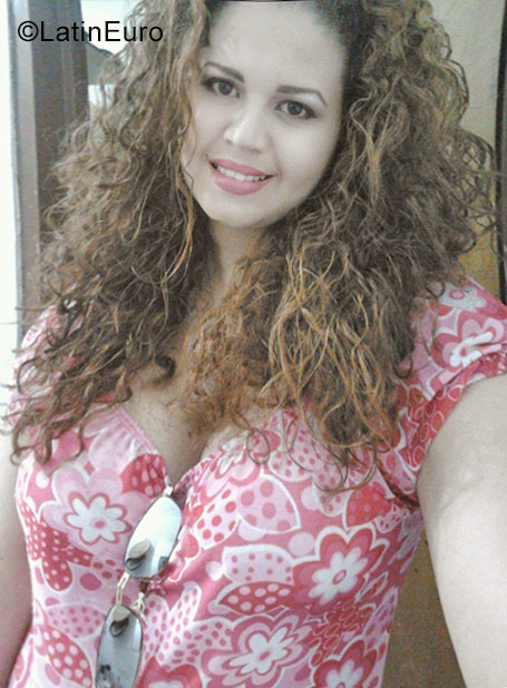 Date this pretty Venezuela girl Channel from Tucupita VE966