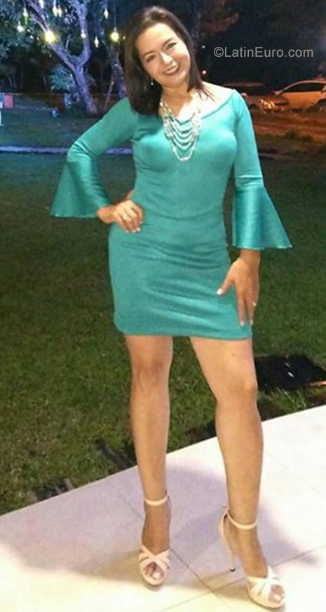 Date this funny Colombia girl Salome from Popayan CO22442