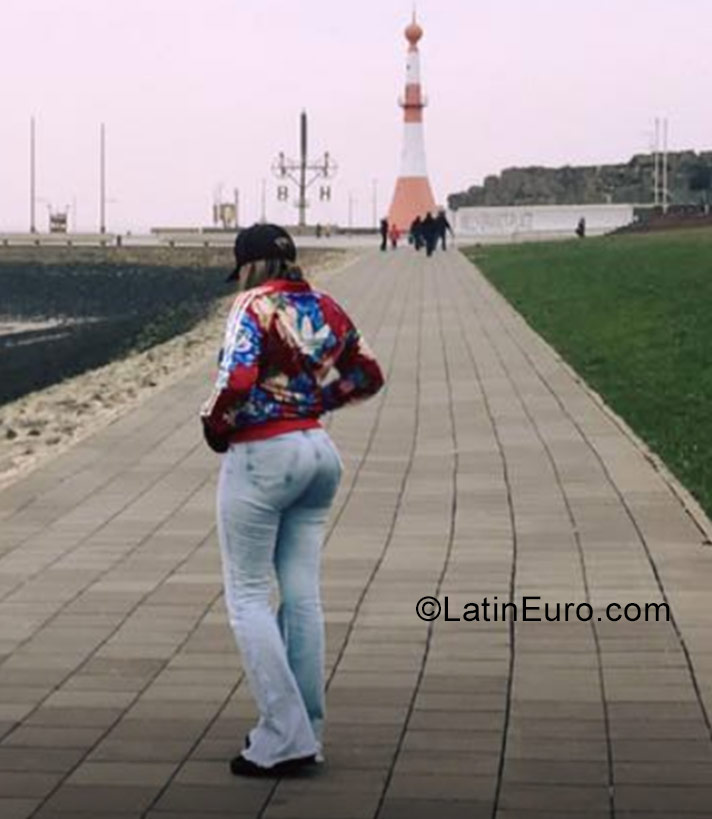 Date this exotic Germany girl Camila from Bremen DE441