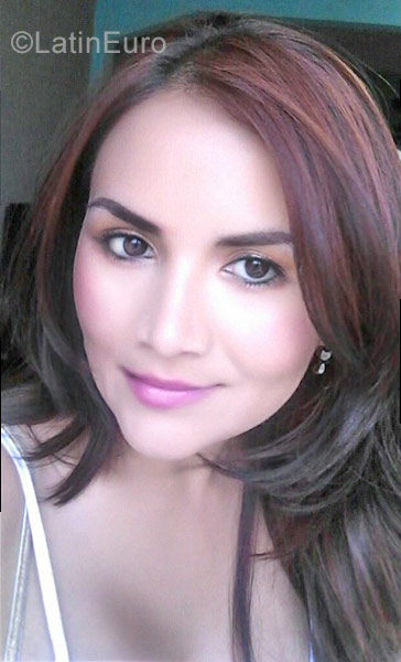 Date this gorgeous Colombia girl Mar from Cali CO22502