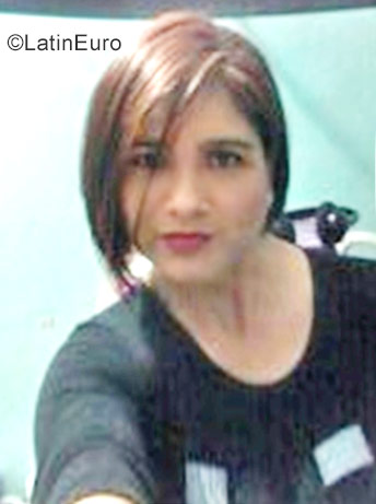 Date this sensual Colombia girl Sales from Cartagena CO22534