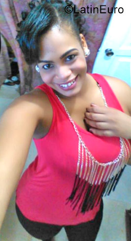 Date this passionate Dominican Republic girl Pilar from Santo Domingo DO30504