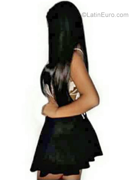 Date this hard body Colombia girl Lorena from cucuta CO22690