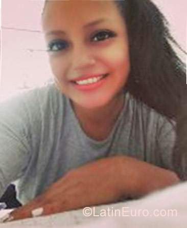 Date this cute Peru girl Geraldine from Lima PE1158