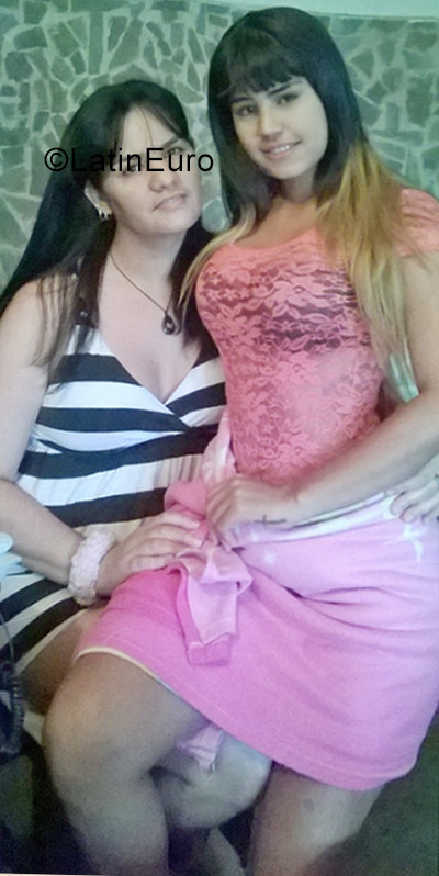 Date this charming Venezuela girl Rosita - Riahanna from Caracas VE1078