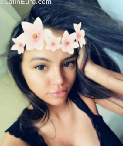 Date this foxy Peru girl Isabel from Lima PE1169