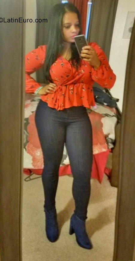 Date this georgeous United States girl Luisa from San jose US20767