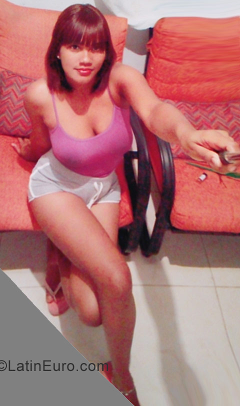 Date this gorgeous Dominican Republic girl Eli from Cotui DO30749