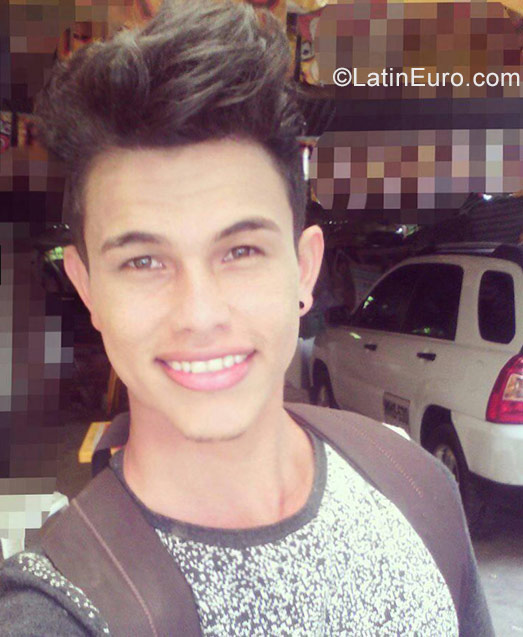 Date this georgeous Colombia man Jorge from Monteria CO22840