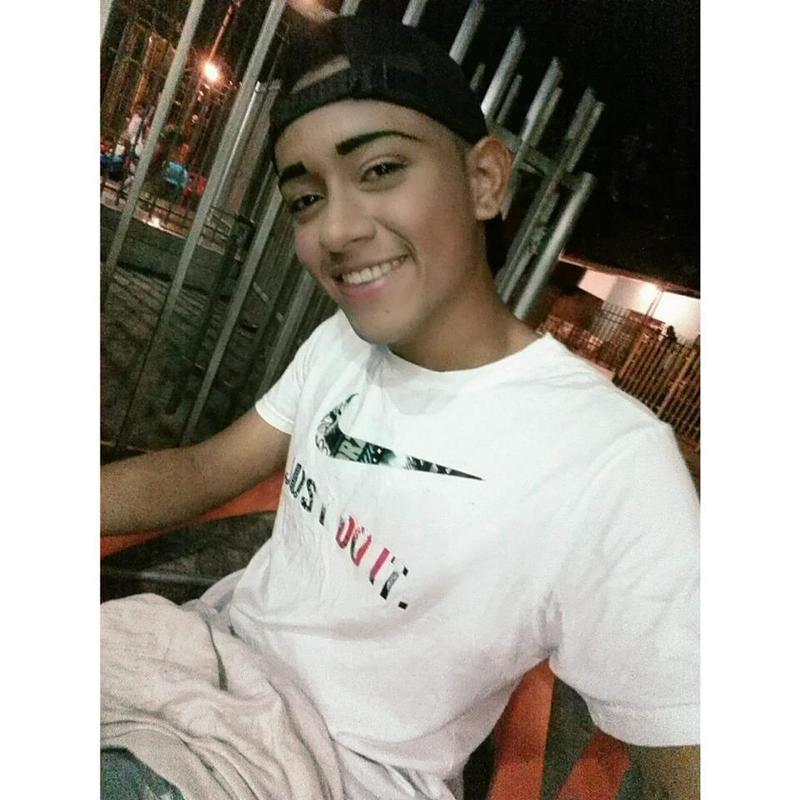 Date this young Colombia man Andres from Sincelejo Sucre CO22854