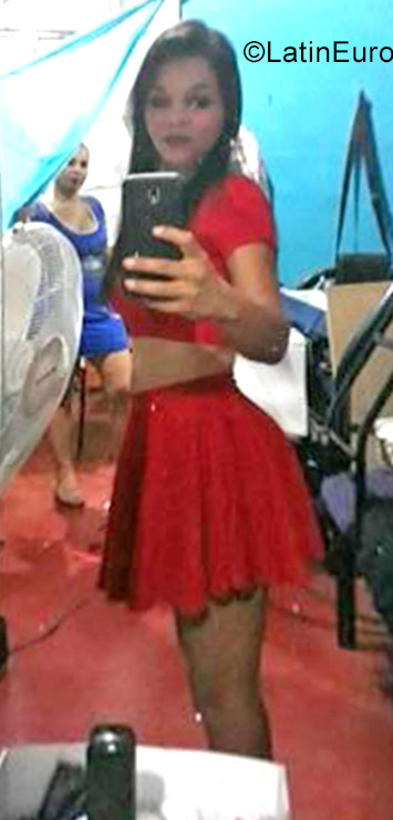 Date this athletic Costa Rica girl Damitia from Heredia CR343