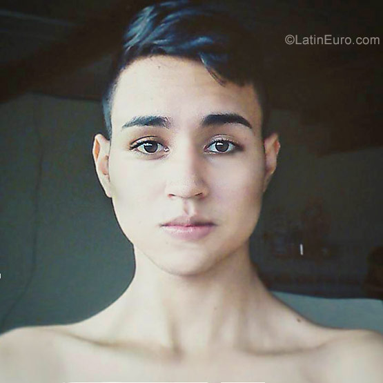 Date this delightful Colombia man Gummi from Cali CO22938