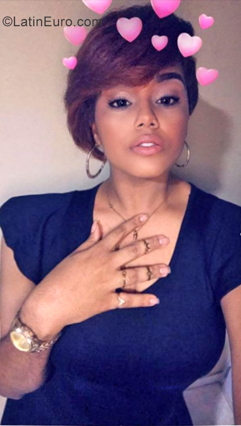 Date this young Dominican Republic girl Solanyi from San Francisco De Macoris DO31044